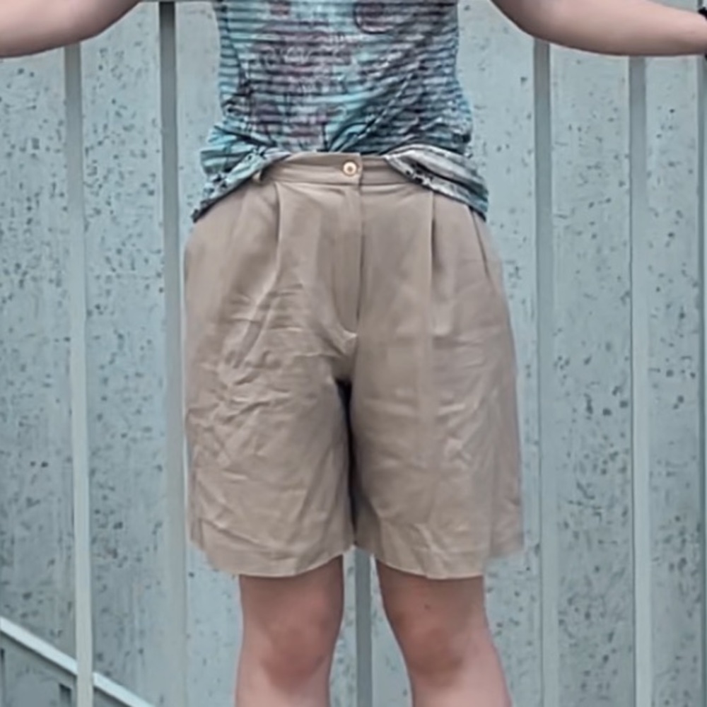 90s tan high-waisted slack shorts